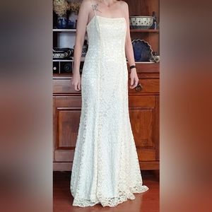 Dave & Johnny By Laura Ryner Yellow Spaghetti Strap Prom Formal Gown Size 11/12